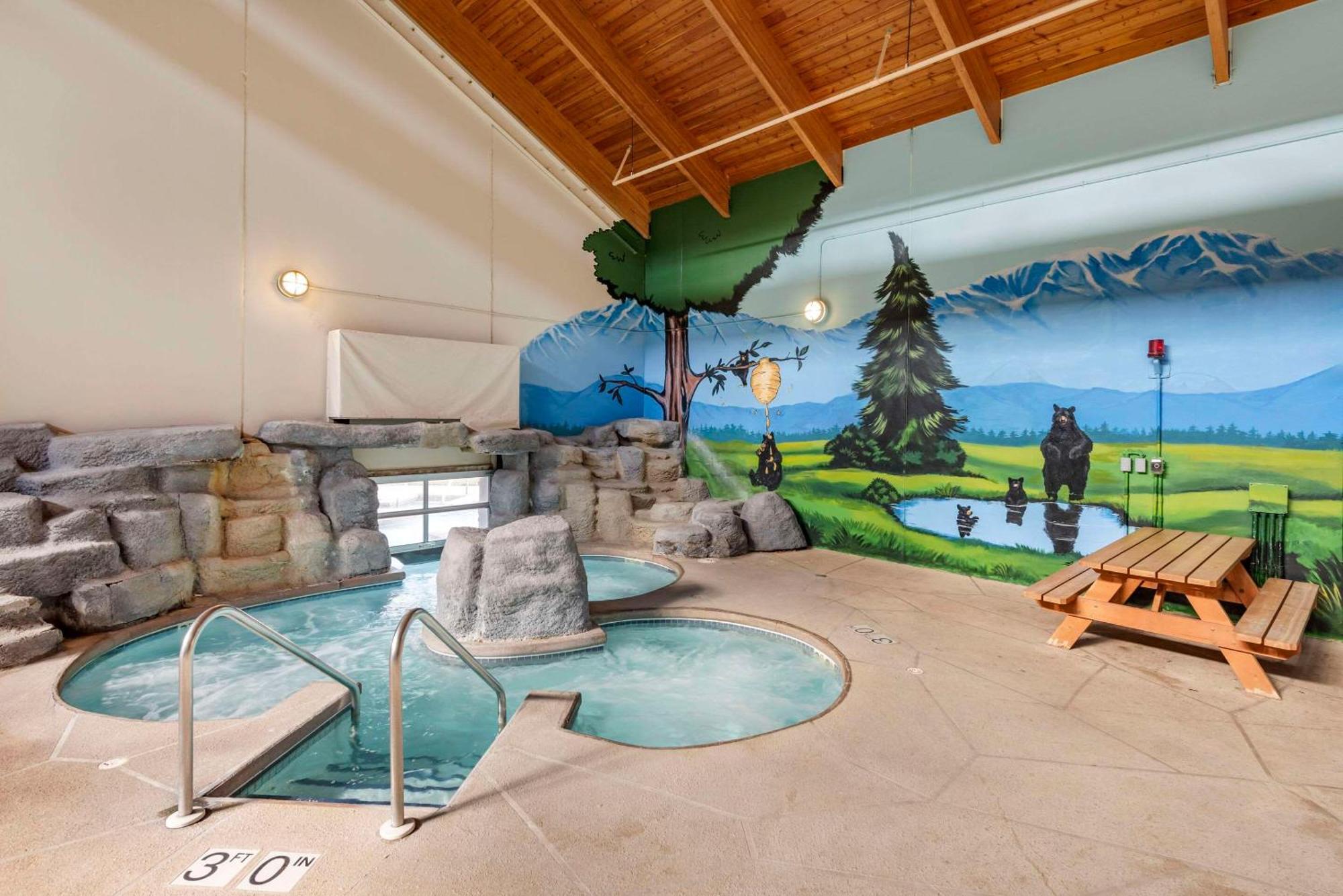 Three Bears Resort Waterpark Near Tomah Ascend Collection Warrens Exteriör bild